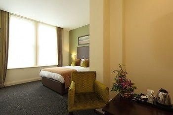 Chalfield Manor Boutique Hotel Борнмът Екстериор снимка