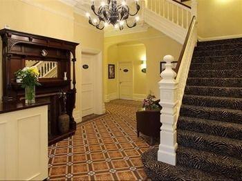 Chalfield Manor Boutique Hotel Борнмът Екстериор снимка